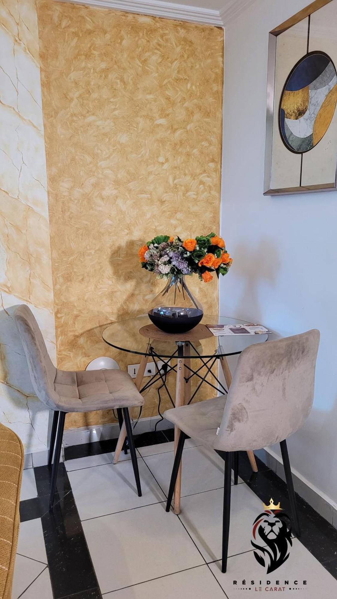 Residence Le Carat Ντουάλα Εξωτερικό φωτογραφία